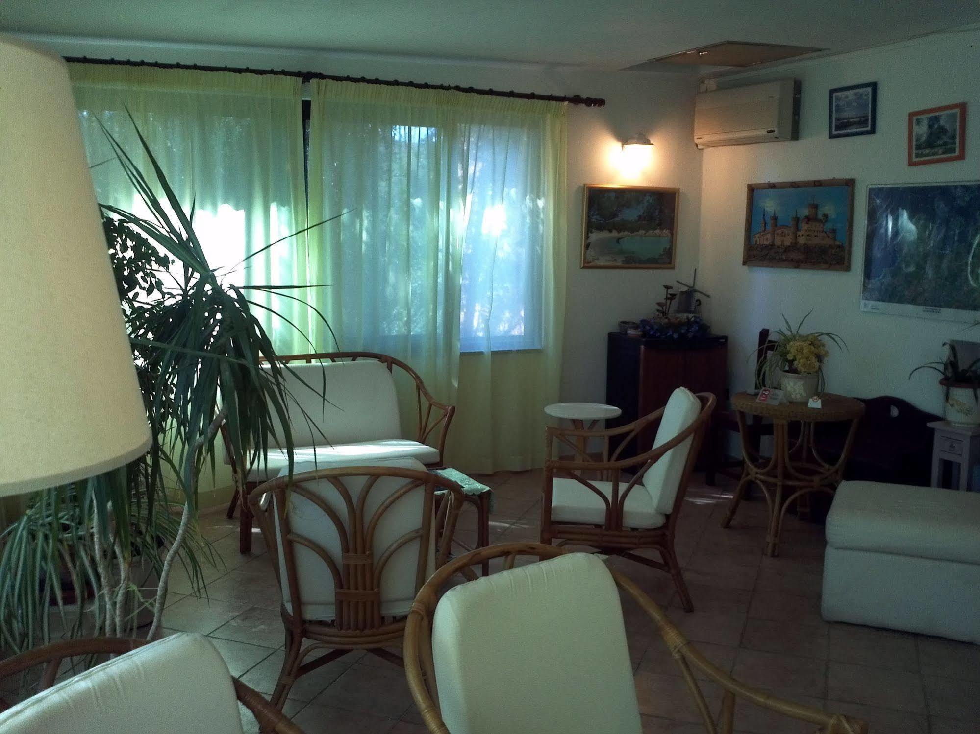 Hotel Abbaruja Olbia Kültér fotó