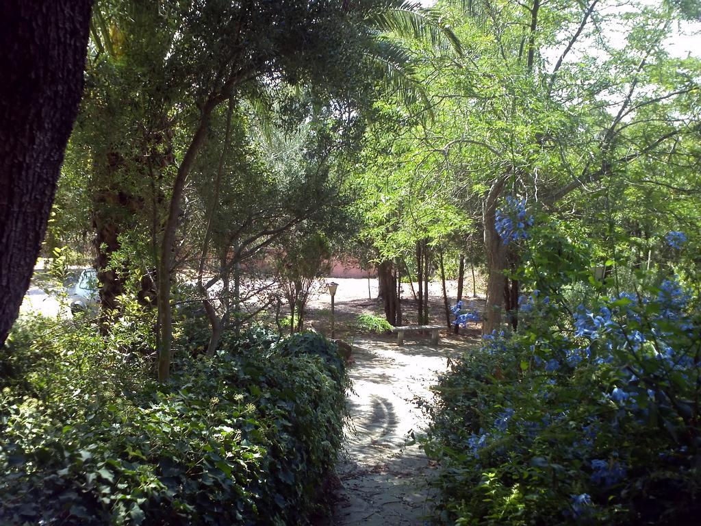 Hotel Abbaruja Olbia Kültér fotó