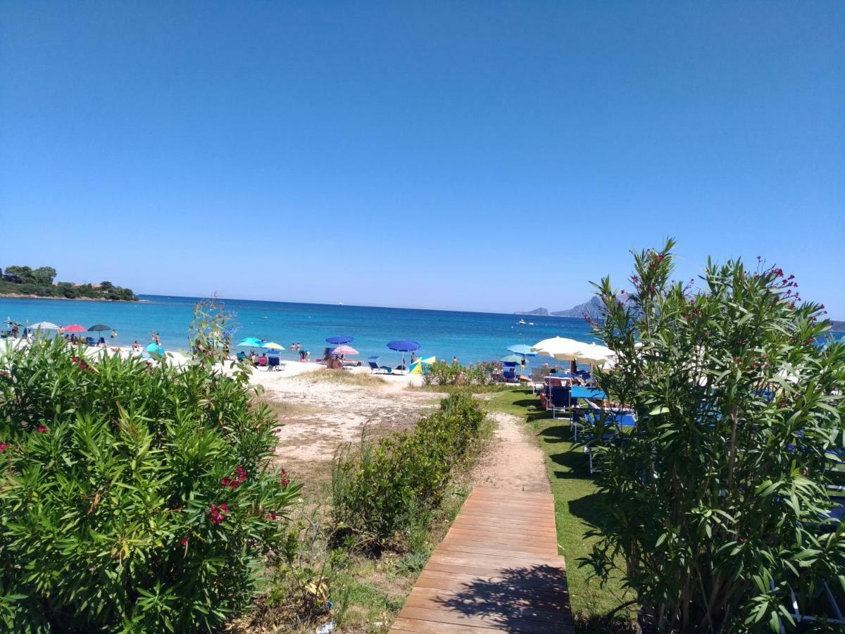 Hotel Abbaruja Olbia Kültér fotó